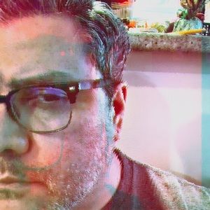 Meet your Posher, Larry